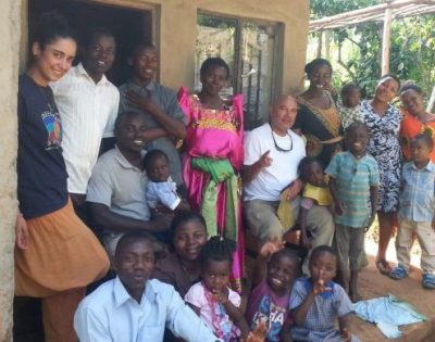 With an african family through volunteering